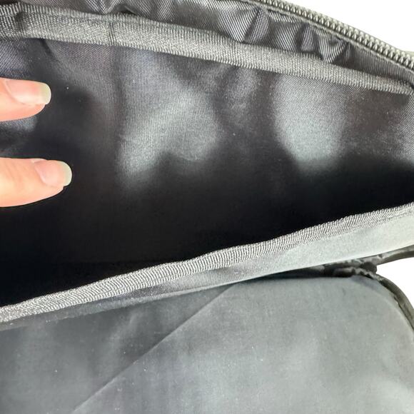 Thirty-One‎ 31 Bags Striped Zippered Laptop Carrying Case Monogrammed H - Picture 6 of 8